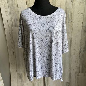 ♦️4/$25 Disney Women's Size Medium Mickey Mouse Print Tee Loose Fit Soft